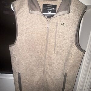 Southern Marsh Men's Beige and Gray Vest